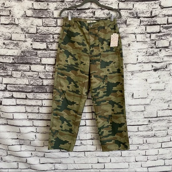 We The Free by Free People Remy Pant Camo … - Picture 2 of 6